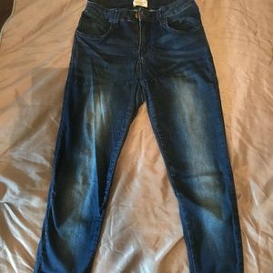 Adam Levine skinny jeans